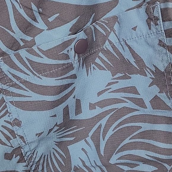 Gap Lightweight Hiking Shorts - Size M - Picture 6 of 6